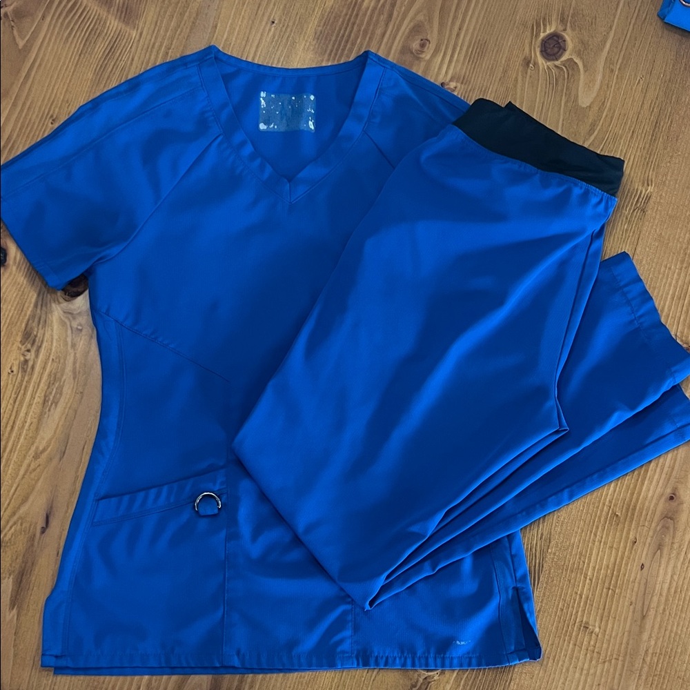 Sketchers Royal Blue Women's Scrub Set - Top & Pants size XS